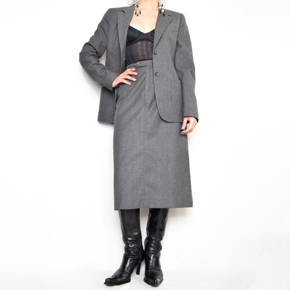 Jones New York Gray 100% pure wool 2 piece Skirt Suit - Picture 1 of 11